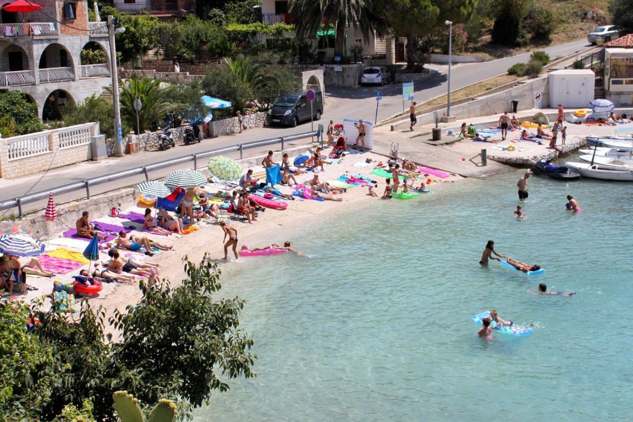 Apartments With A Parking Space Mavarstica, Ciovo - 17803 Trogir Ngoại thất bức ảnh