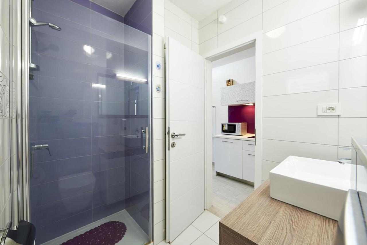 Apartments With A Parking Space Mavarstica, Ciovo - 17803 Trogir Ngoại thất bức ảnh