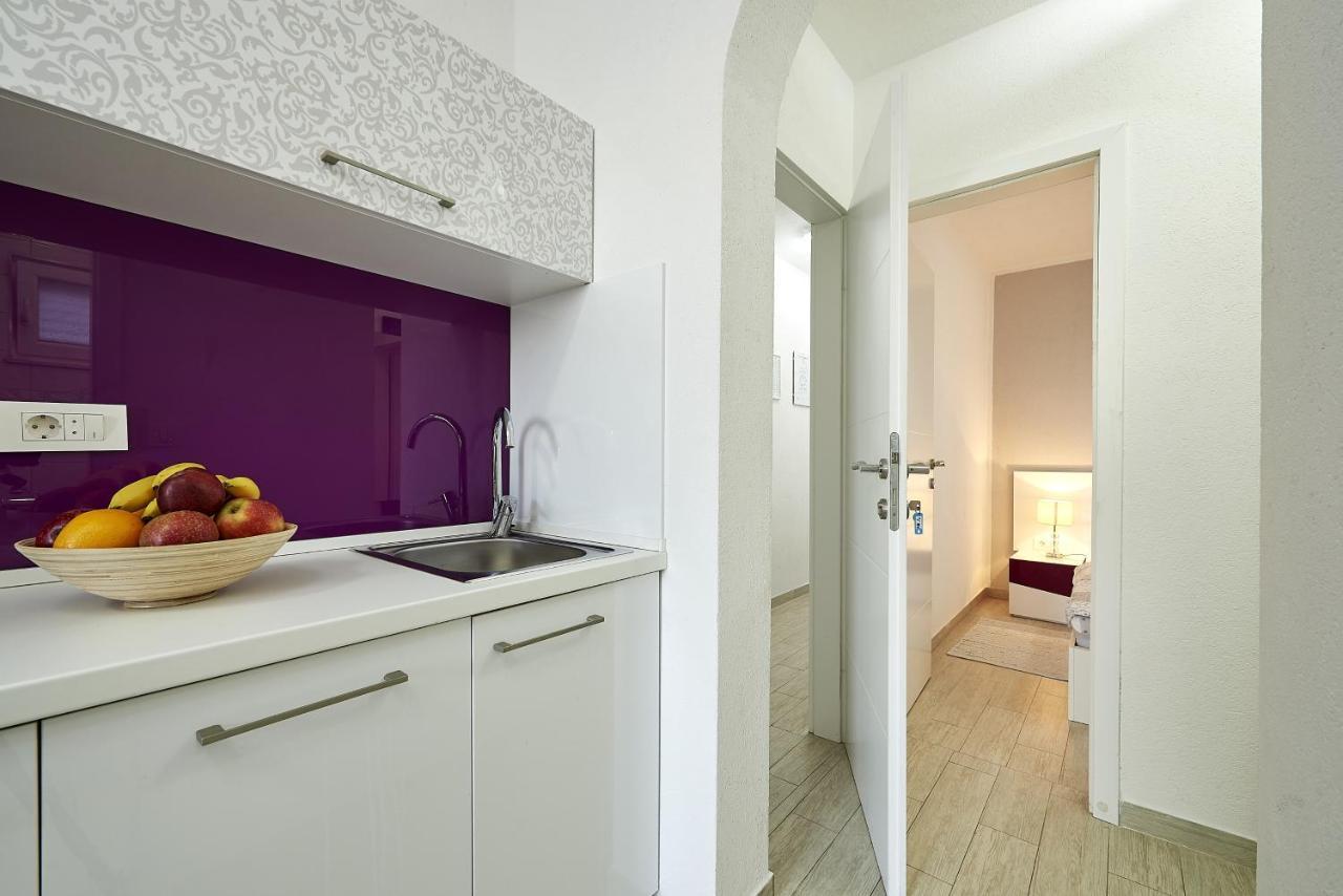 Apartments With A Parking Space Mavarstica, Ciovo - 17803 Trogir Ngoại thất bức ảnh